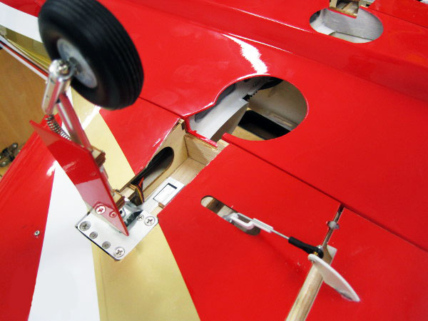 Mini Avanti White/Red