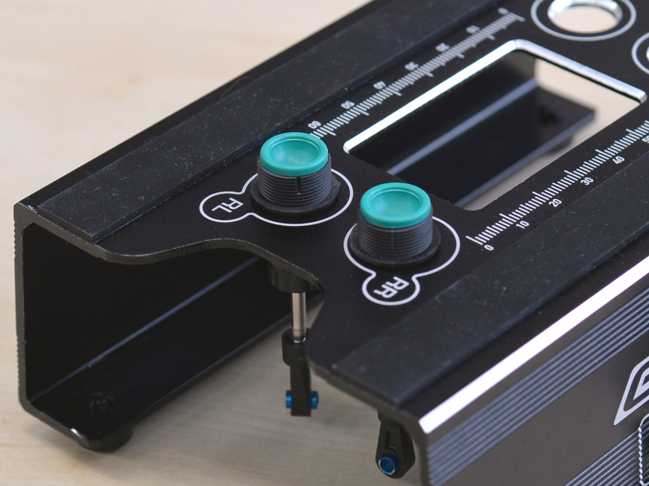 G-FORCE メンテナンススタンド＋S（オフロード、ブラック）Maintenance