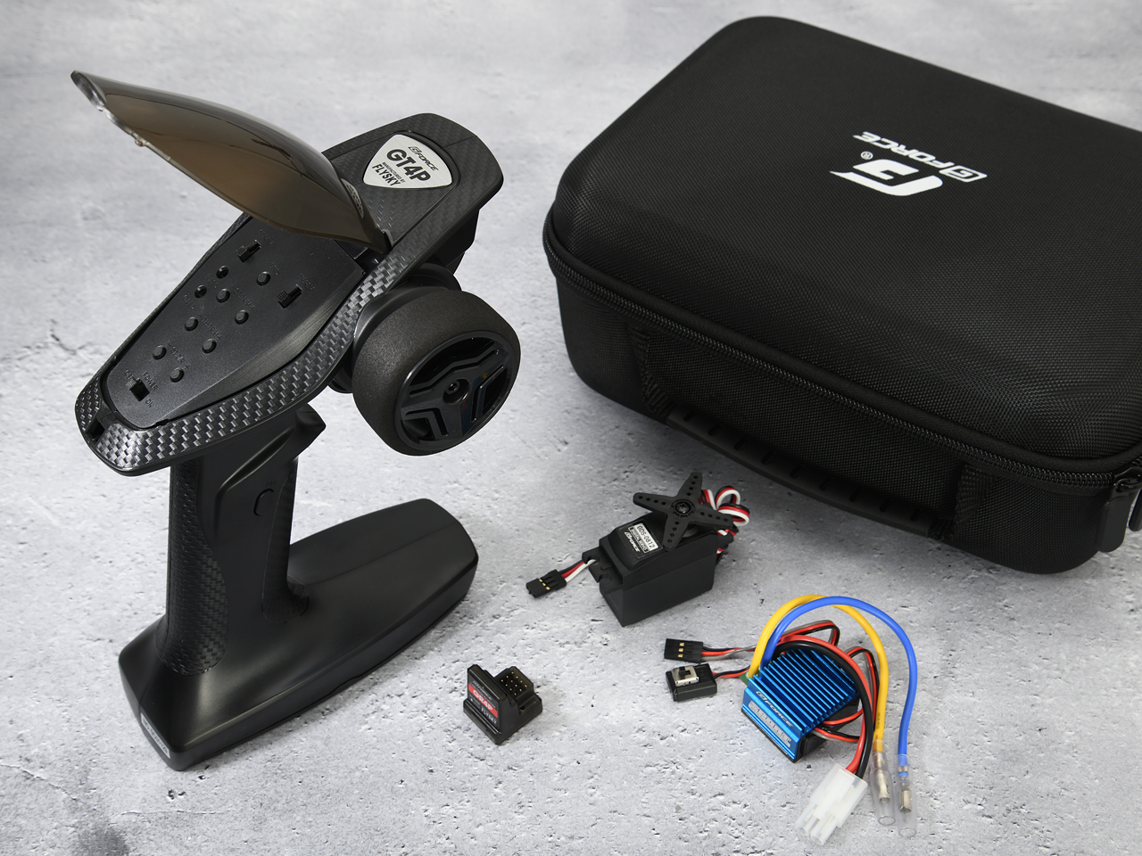 Logicool4点セット フタバ プロポ T4PM Plus T/Rセット R334SBS-E付 カー用4ch