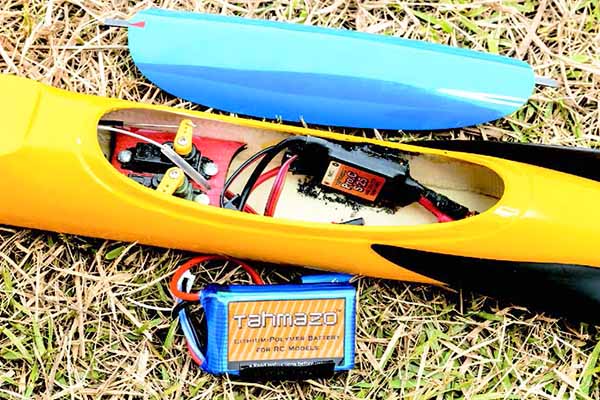 PILOT シラントロ 2m バルサキット 12161 OK模型