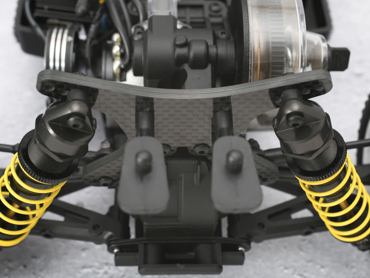 ジーフォース カーボングラファイト リヤダンパーステイセット (XTRADA用オプションパーツ)  GOP161 Gフォース G-FORCE