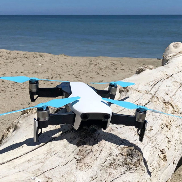 MA DJI Mavic Air用 STEALTHアップグレード・プロペラV2 5.3x3.3 (青)4本セット 【メール便可】 株式会社リトルベランカ ラジコン機器専門店 MA DJI Mavic Air用 STEALTHアップグレード・プロペラV2 5.3x3.3 (青)4本セット 【メール便可】 株式会社リトルベランカ ラジコン機器専門店